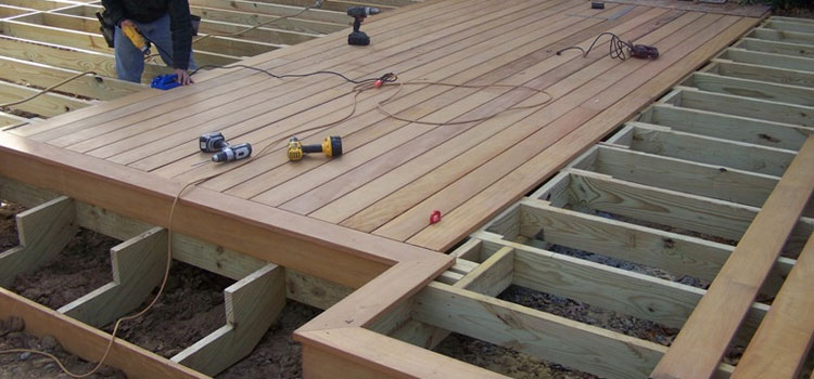 Wood Deck Builders in Lomita, CA